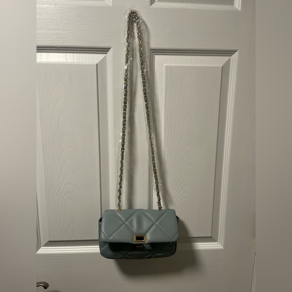 New Dusty Blue Rectangular Quilted Chain Strap Clasp Bag - Picture 6 of 8